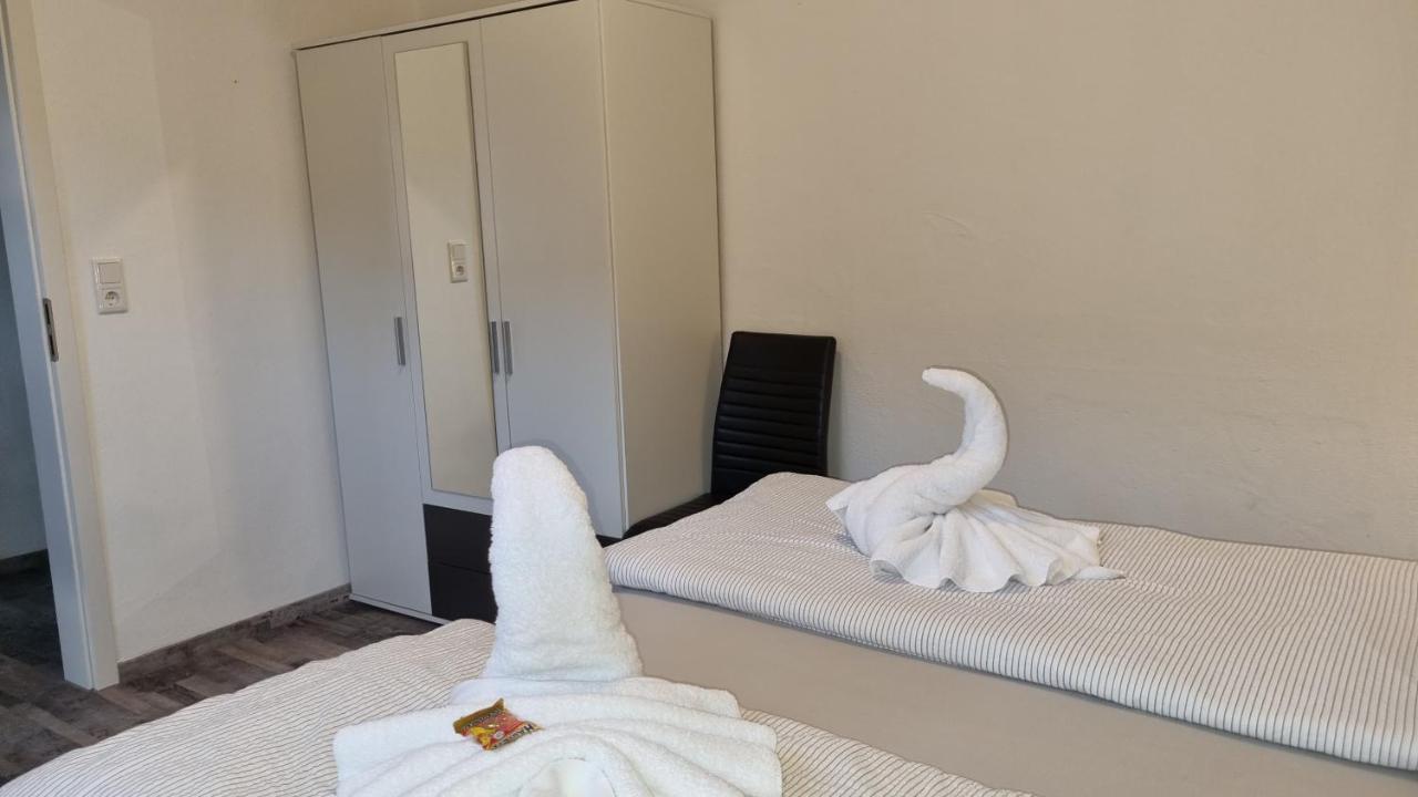 Pension Likedeeler Suite Sir Henry Morgan Borkum Exteriör bild